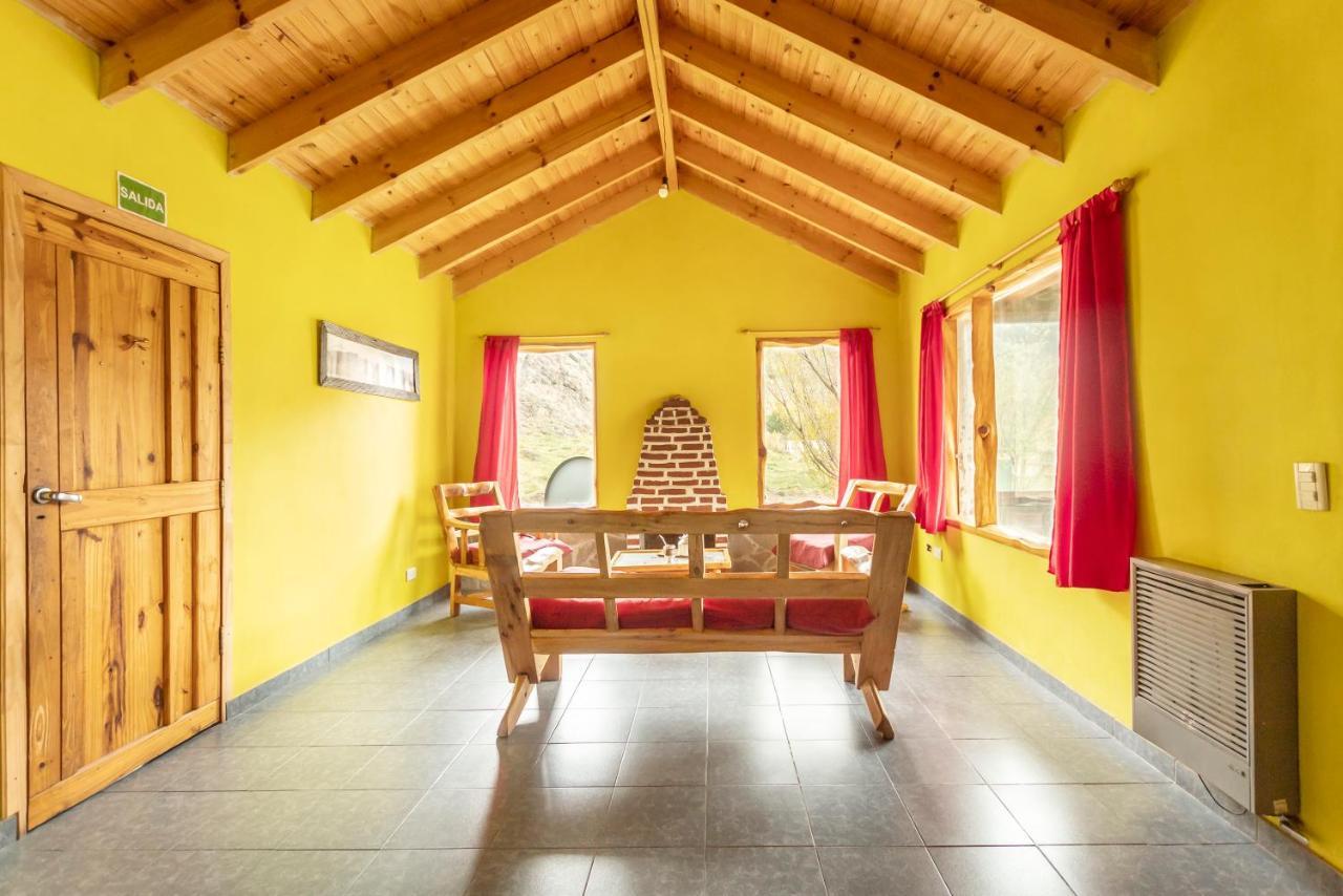 Hostel Luna Country El Chalten Ngoại thất bức ảnh